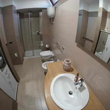 別荘 Aiello House *